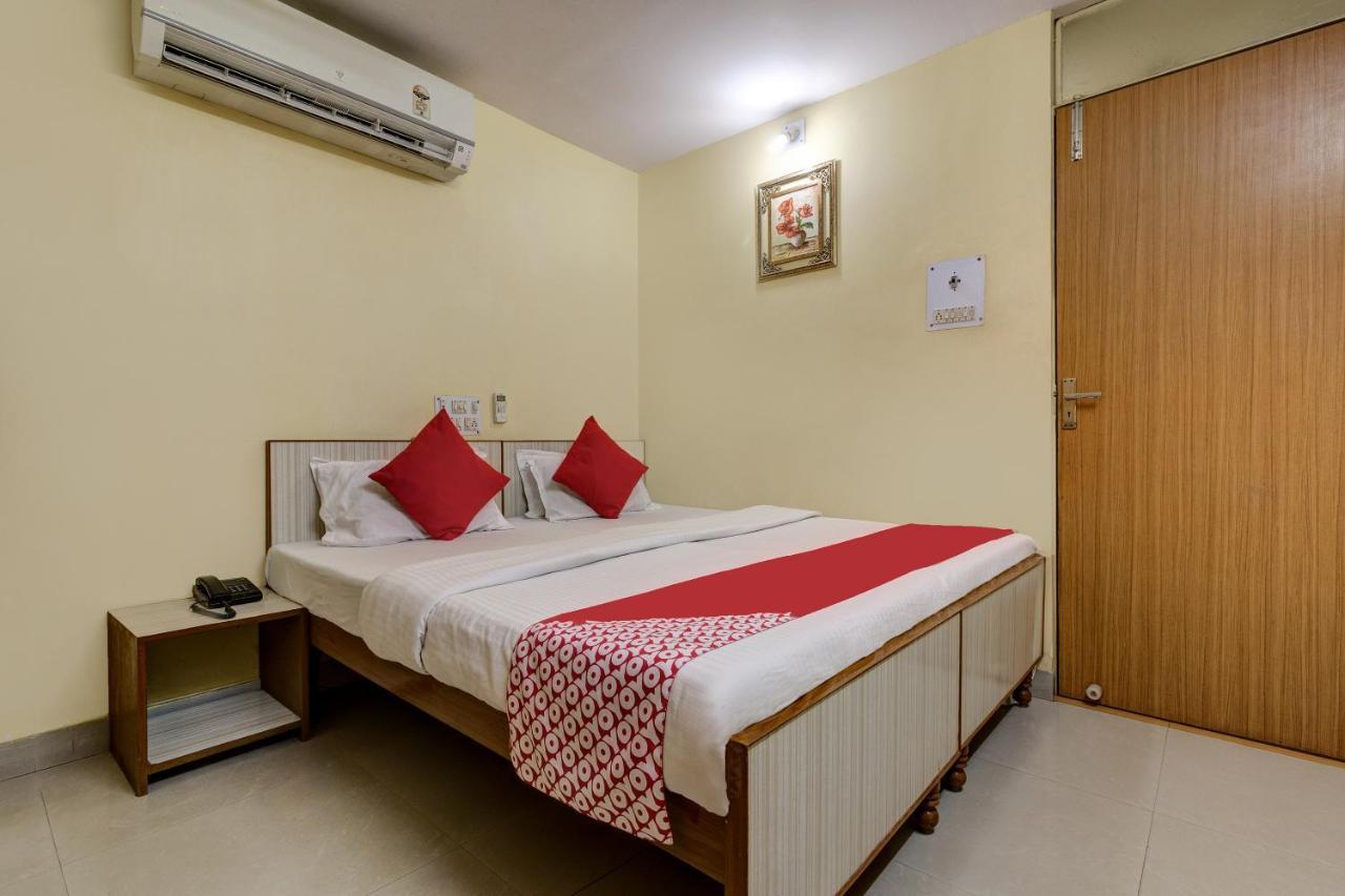 Oyo Hotel Satguru Jamshedpur Eksteriør billede